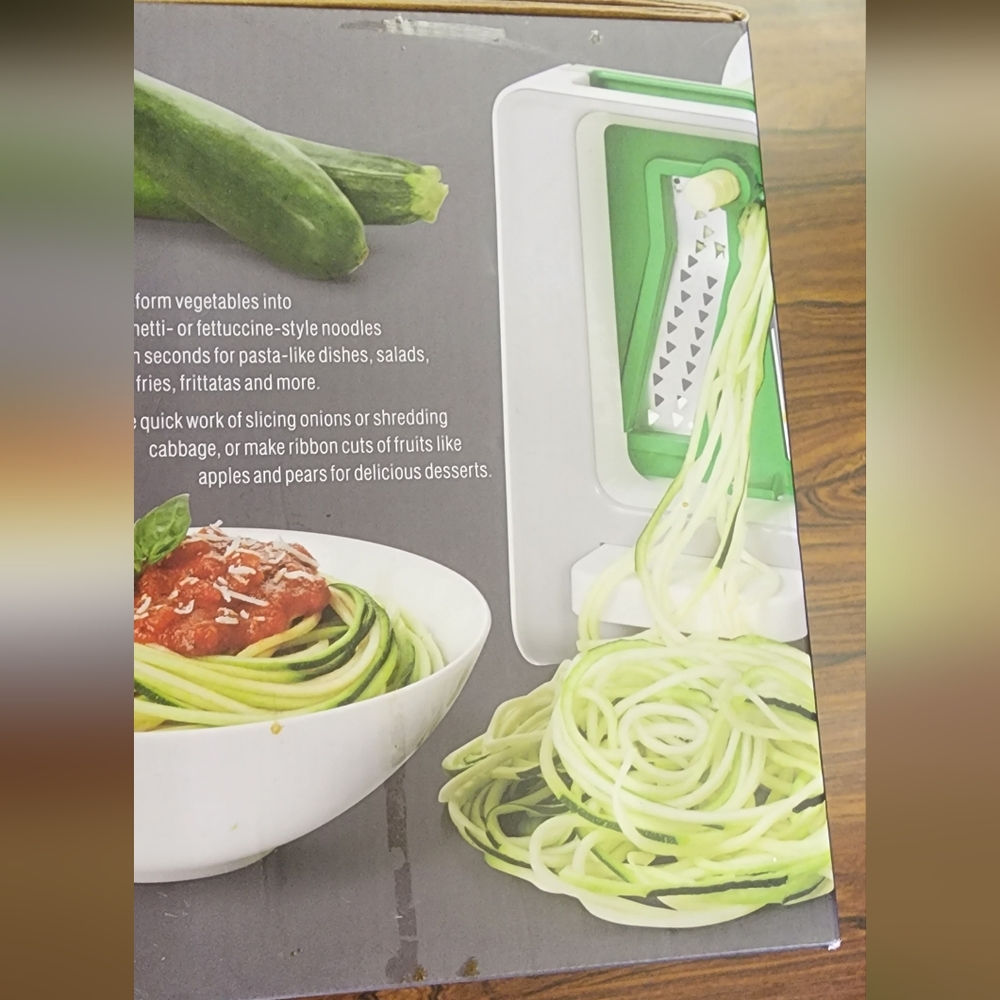 OXO Softworks Spiralizer - Picture 2 of 5